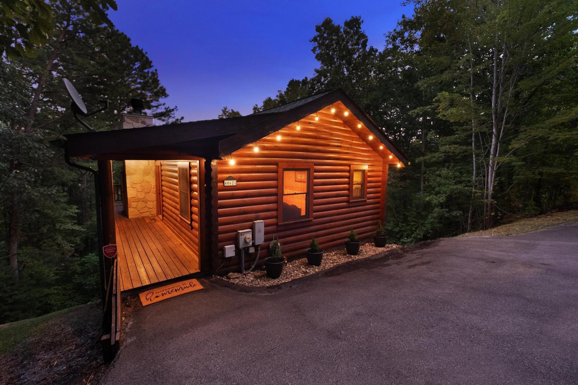 Private Smoky Mountain Luxury Log Home With 2 Fireplaces, Hot Tub & Community Pool Sevierville Zewnętrze zdjęcie