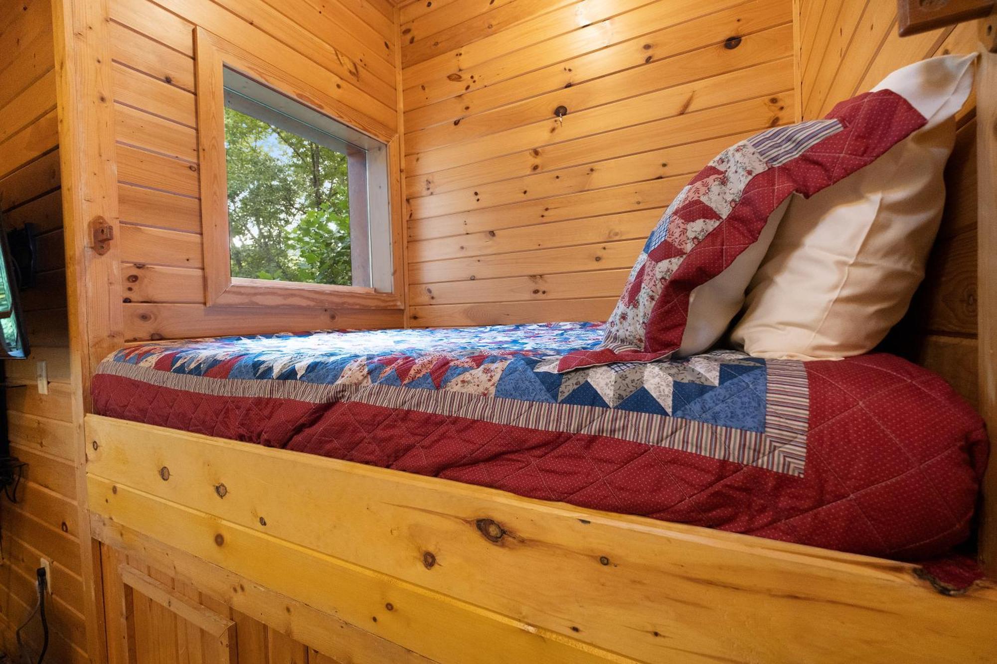 Private Smoky Mountain Luxury Log Home With 2 Fireplaces, Hot Tub & Community Pool Sevierville Zewnętrze zdjęcie