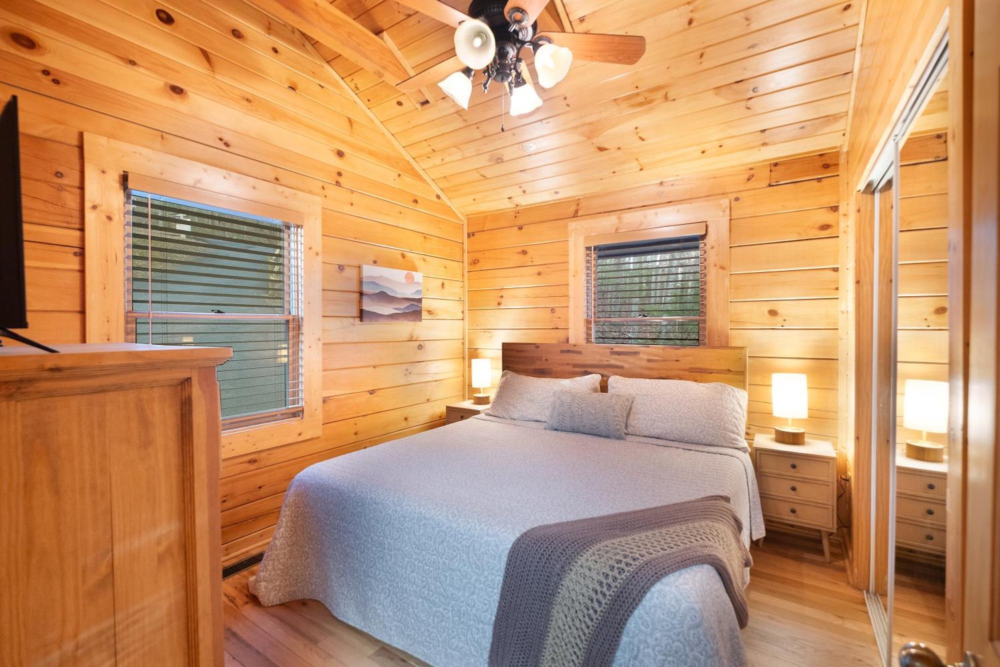 Private Smoky Mountain Luxury Log Home With 2 Fireplaces, Hot Tub & Community Pool Sevierville Zewnętrze zdjęcie