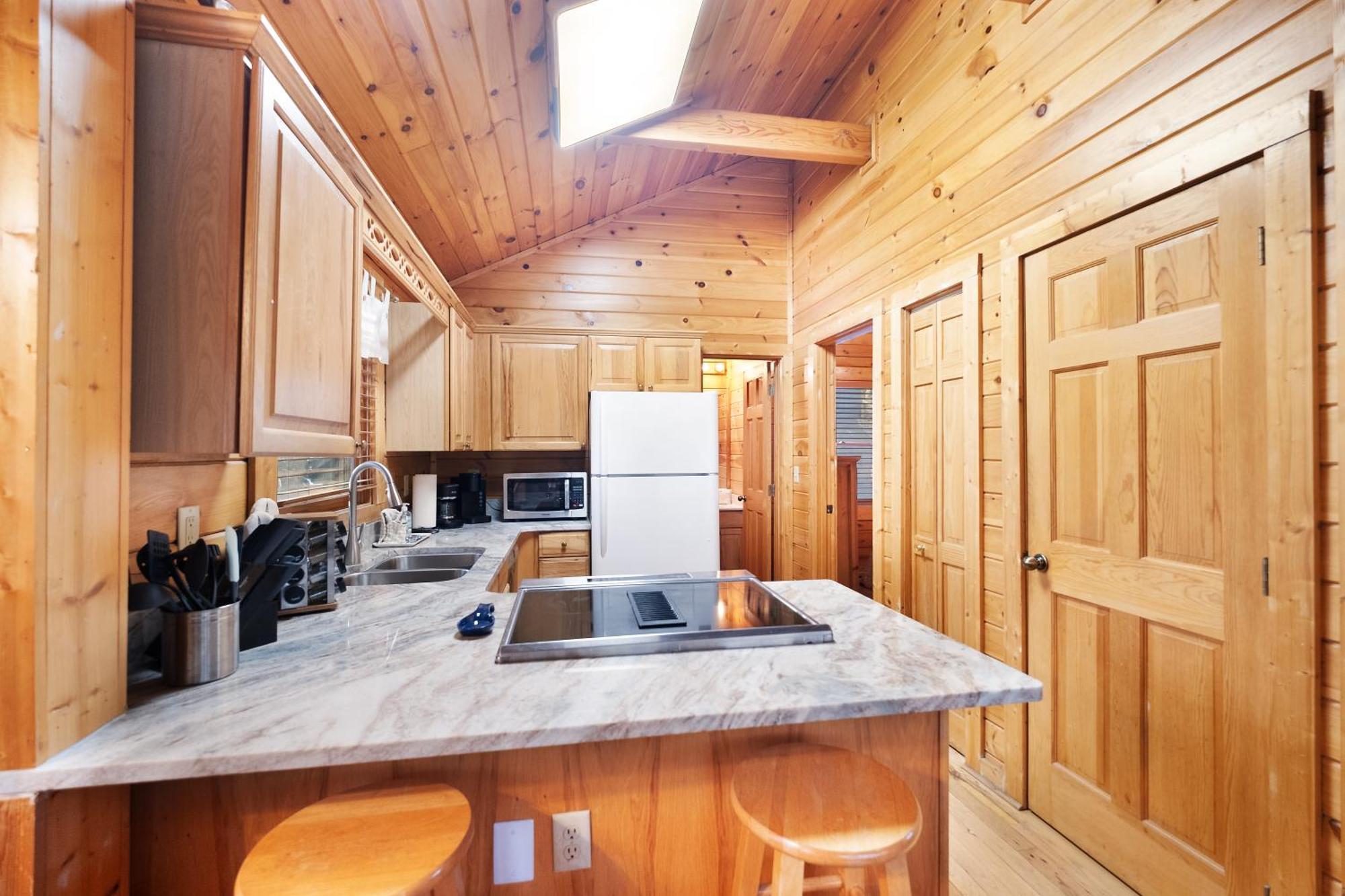 Private Smoky Mountain Luxury Log Home With 2 Fireplaces, Hot Tub & Community Pool Sevierville Zewnętrze zdjęcie
