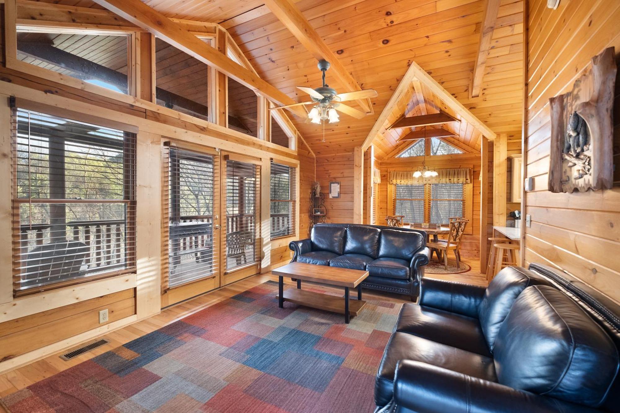 Private Smoky Mountain Luxury Log Home With 2 Fireplaces, Hot Tub & Community Pool Sevierville Zewnętrze zdjęcie