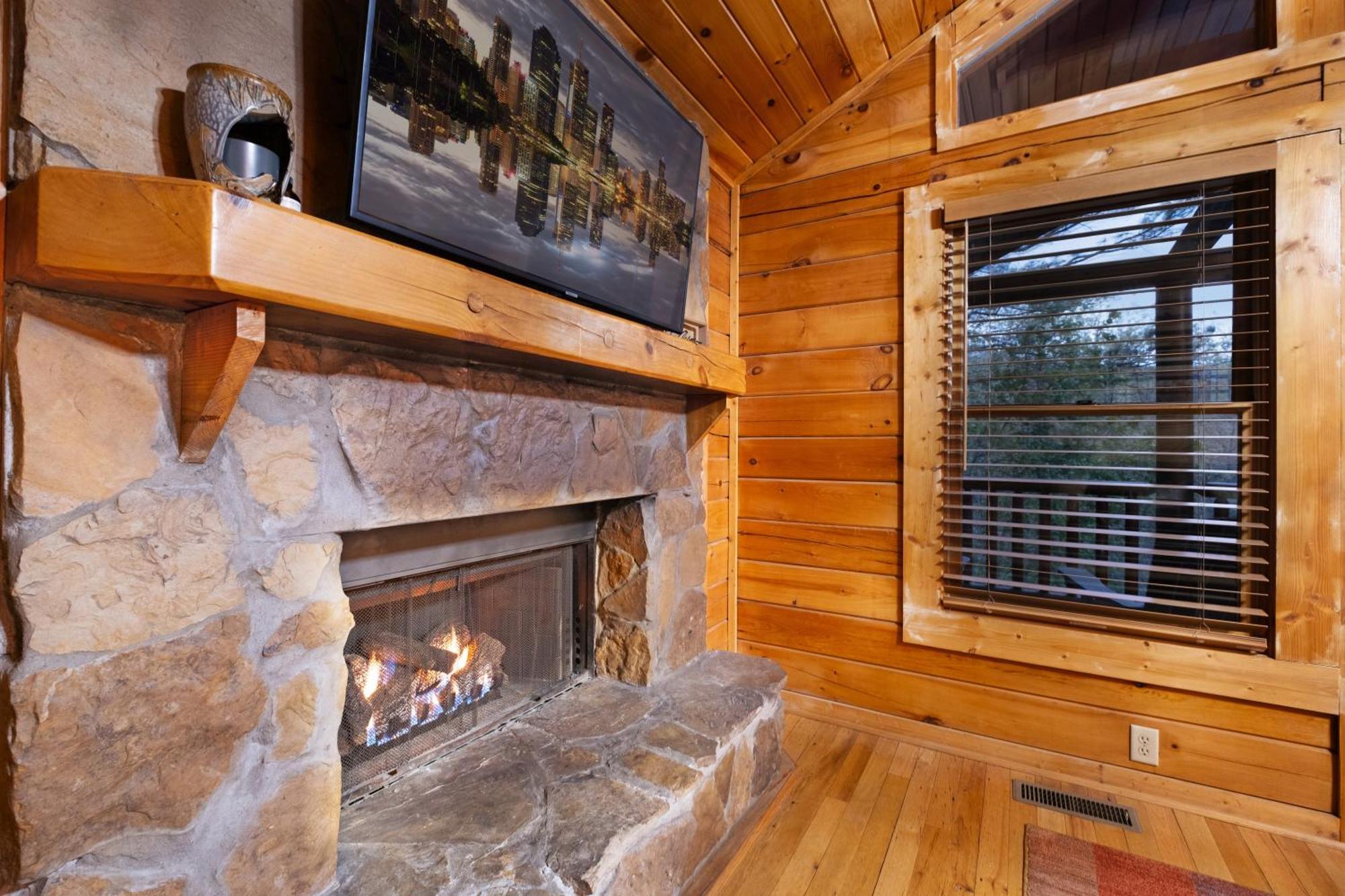 Private Smoky Mountain Luxury Log Home With 2 Fireplaces, Hot Tub & Community Pool Sevierville Zewnętrze zdjęcie