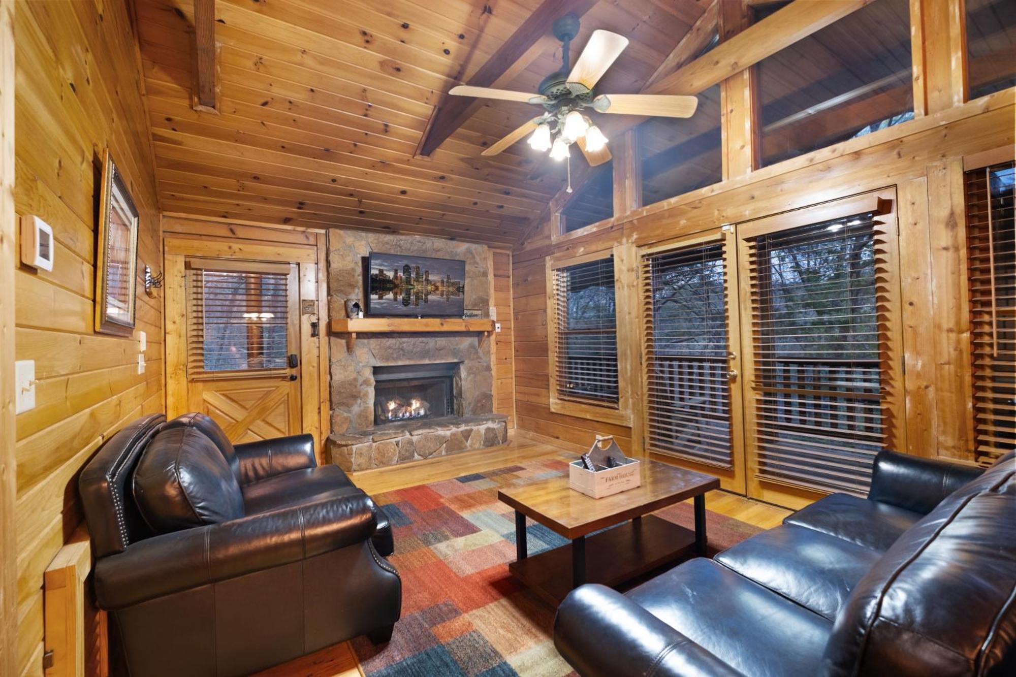 Private Smoky Mountain Luxury Log Home With 2 Fireplaces, Hot Tub & Community Pool Sevierville Zewnętrze zdjęcie